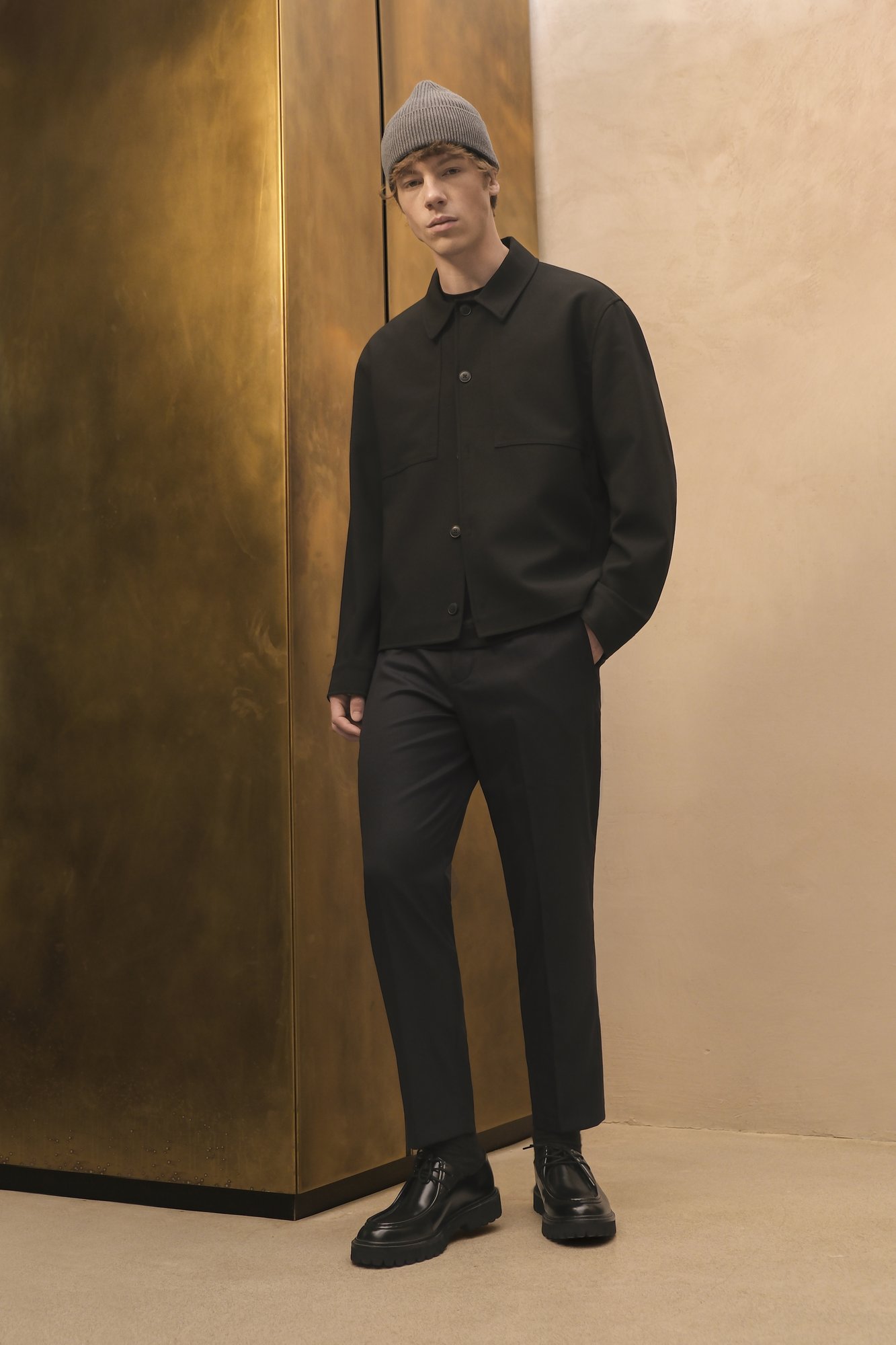 entre-amis-lookbook-luca-pistillo-01-nero